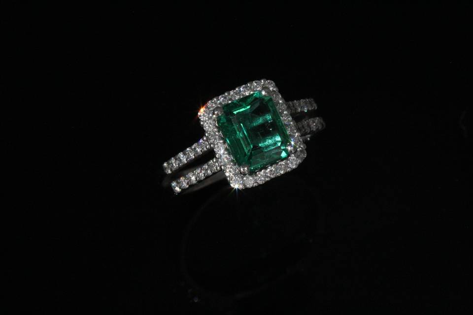 Emerald & Diamond Plat ring