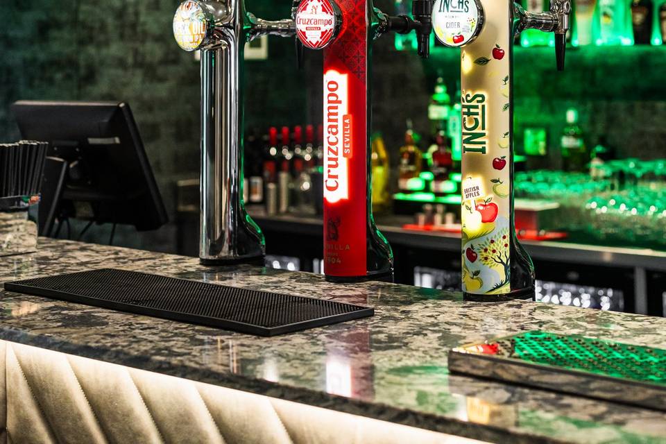 Woodland Bar