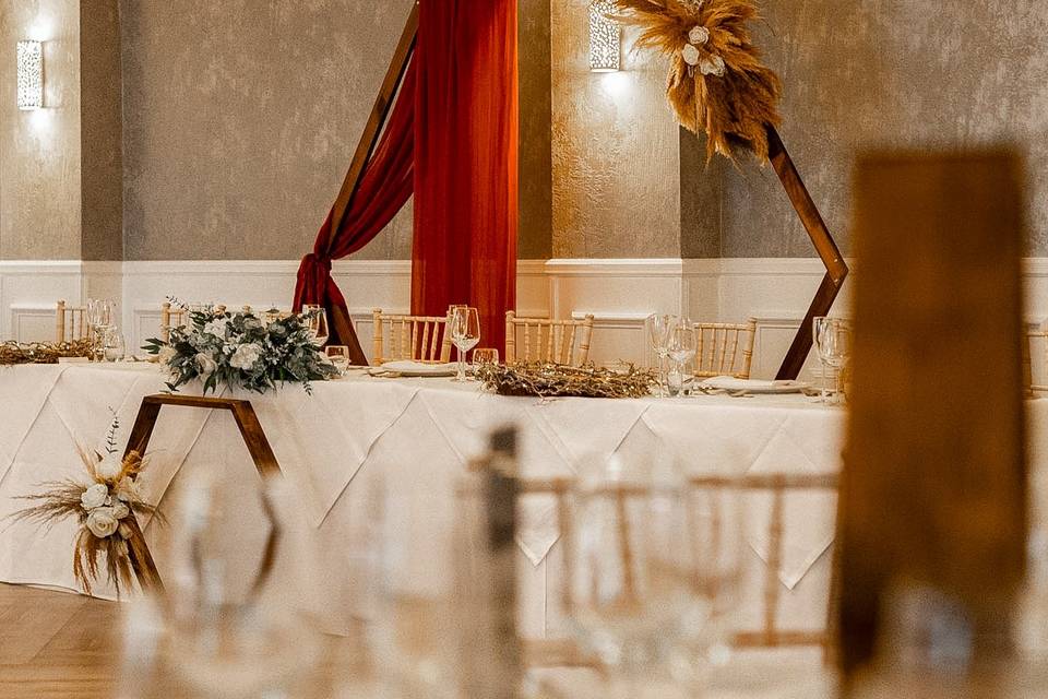 Sweetheart Table