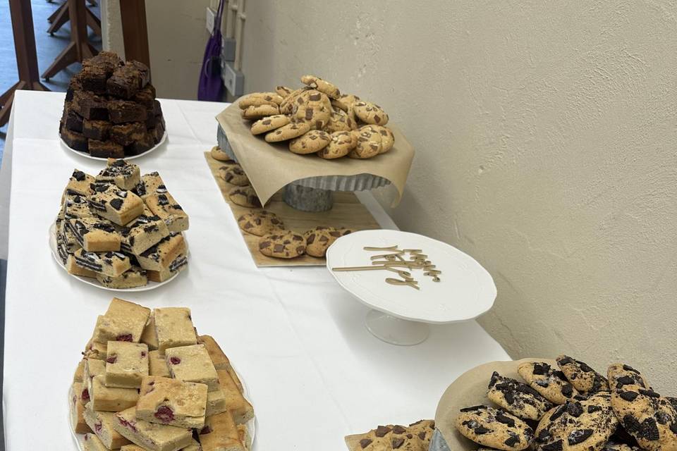 Desert table
