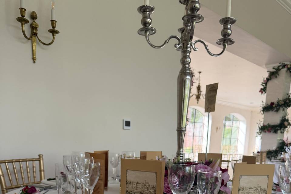 Table lay for private event