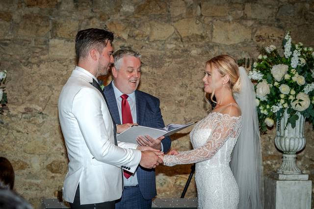 Michael Gurner - The Milton Keynes Celebrant for Weddings, Namings and Funerals