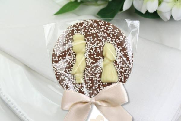Bride & Groom Chocolate Lolly