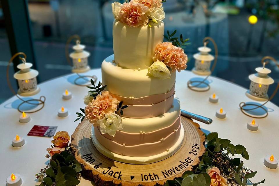 Wedding cake