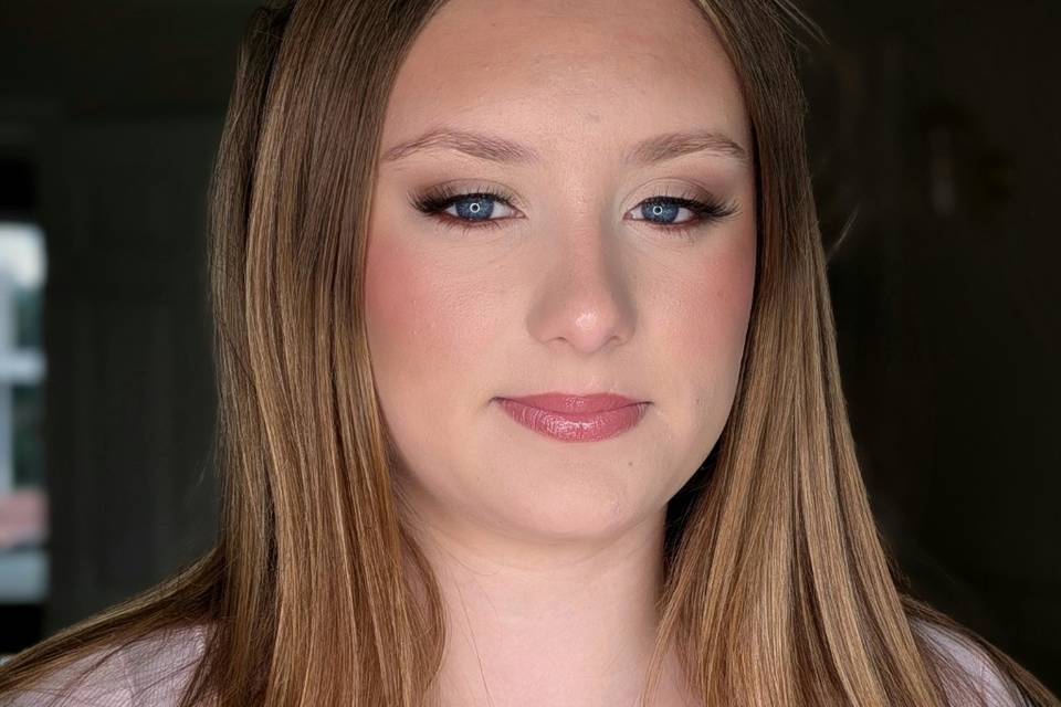 Prom make up