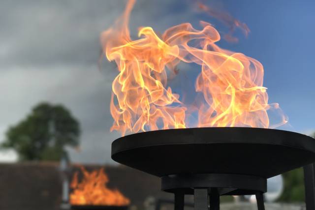 Gas Flambeaux Title:
