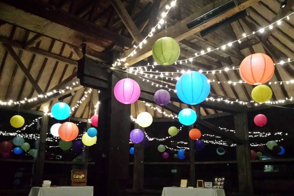 Hanging Lanterns - colour