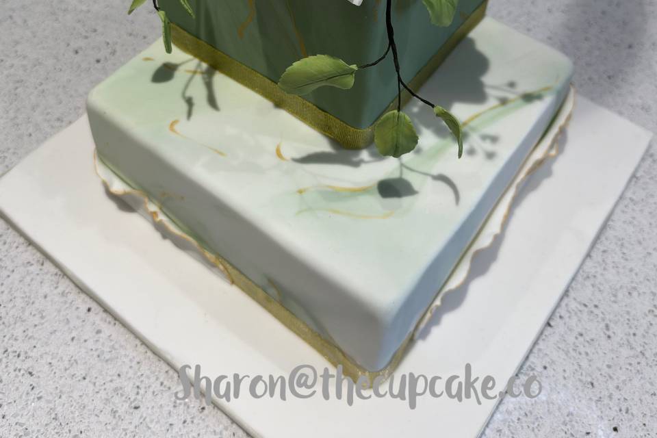 Marbled square cake