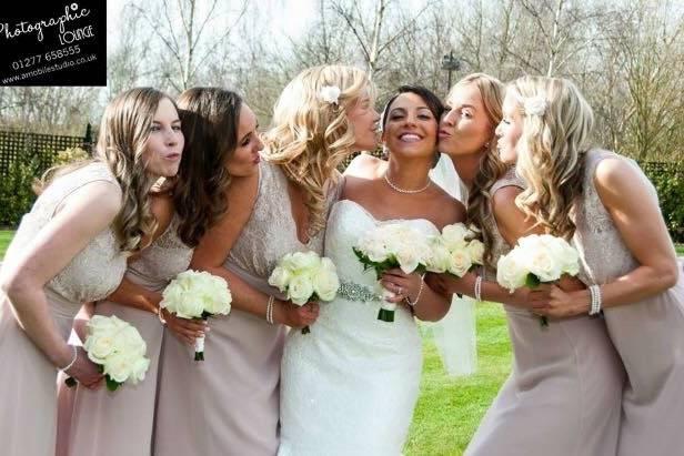 Beauty, Hair & Make Up Linda Conran Hair & MUA 17