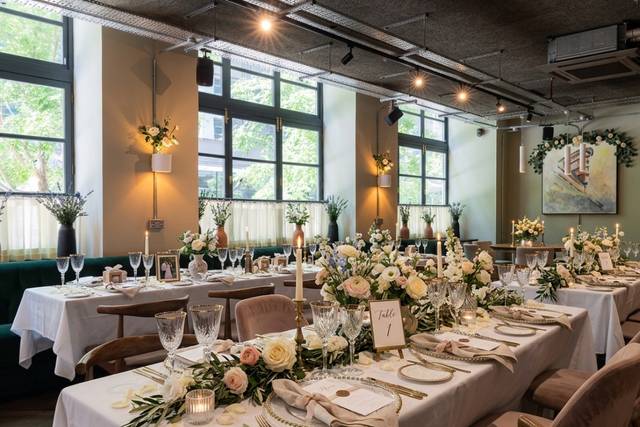 Wedding at Restaurant