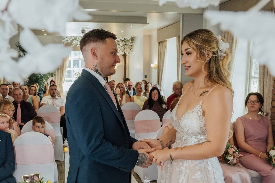 Saffron Suite Ceremony