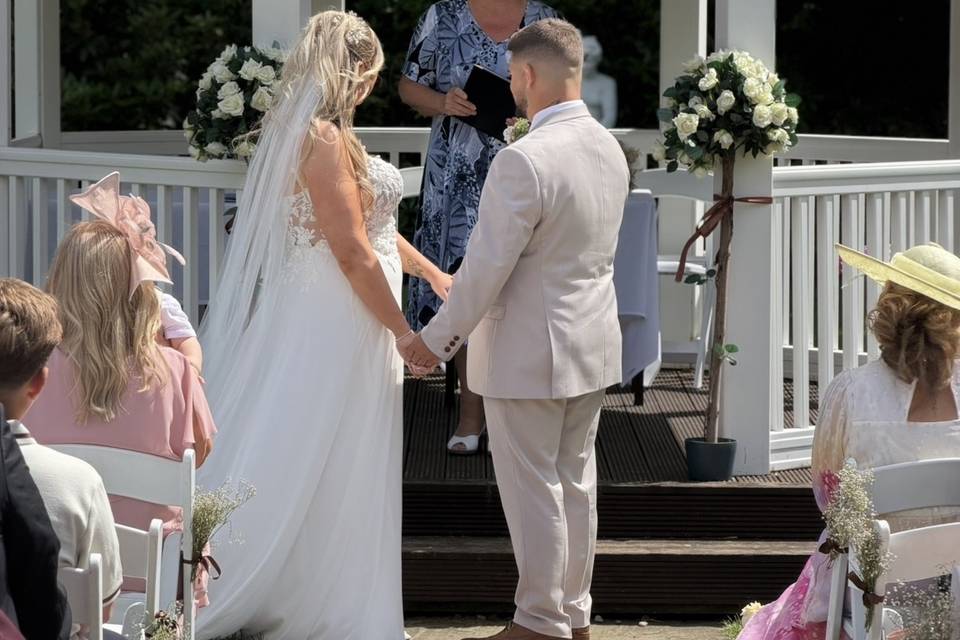 Couple at the altar