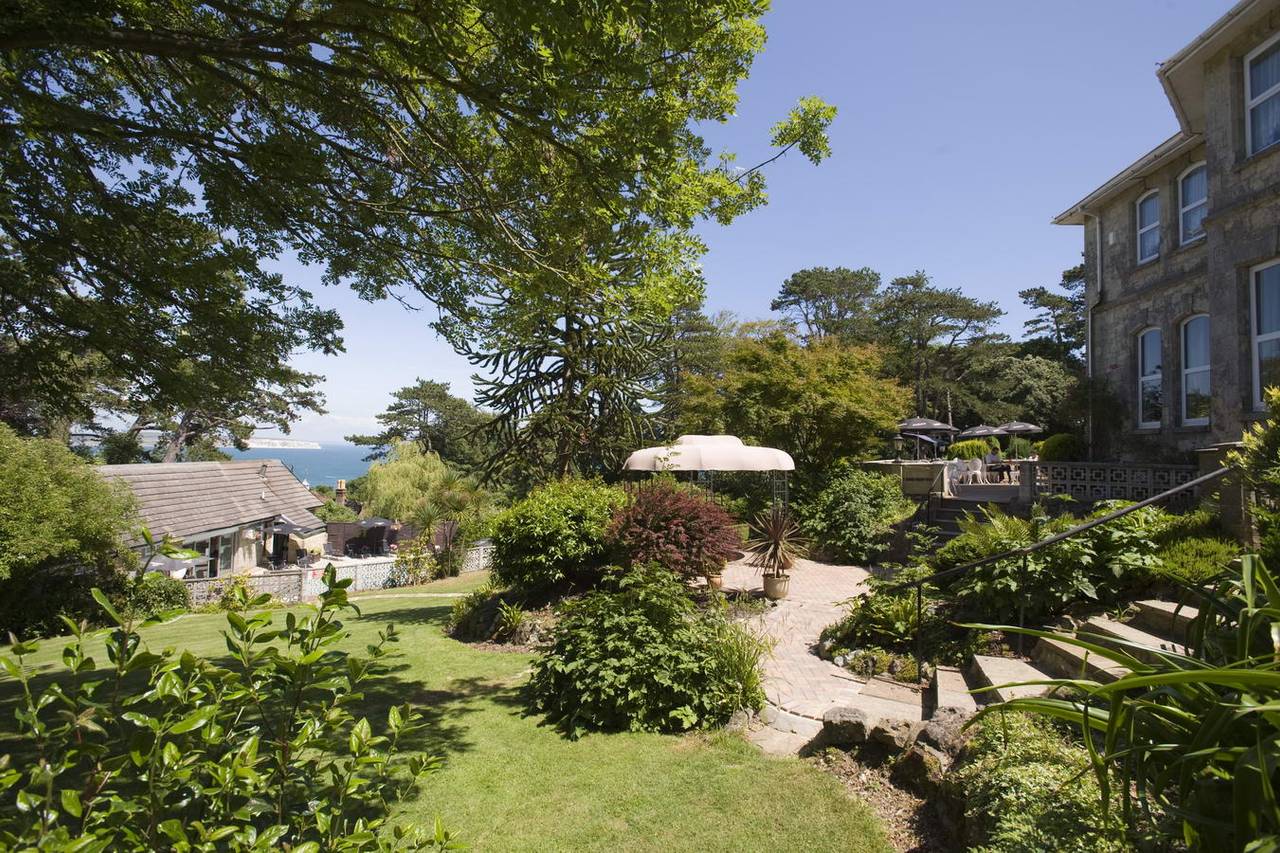 Bourne Hall Country Hotel Wedding Venue Shanklin, Isle of Wight