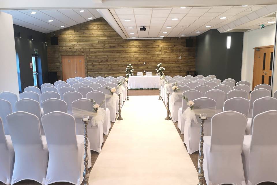 Usher Suite - ceremony