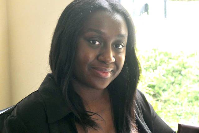 Loladrawsweddings - Live illustrator