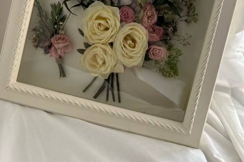 Bouquet frame