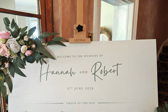 HR Welcome Sign