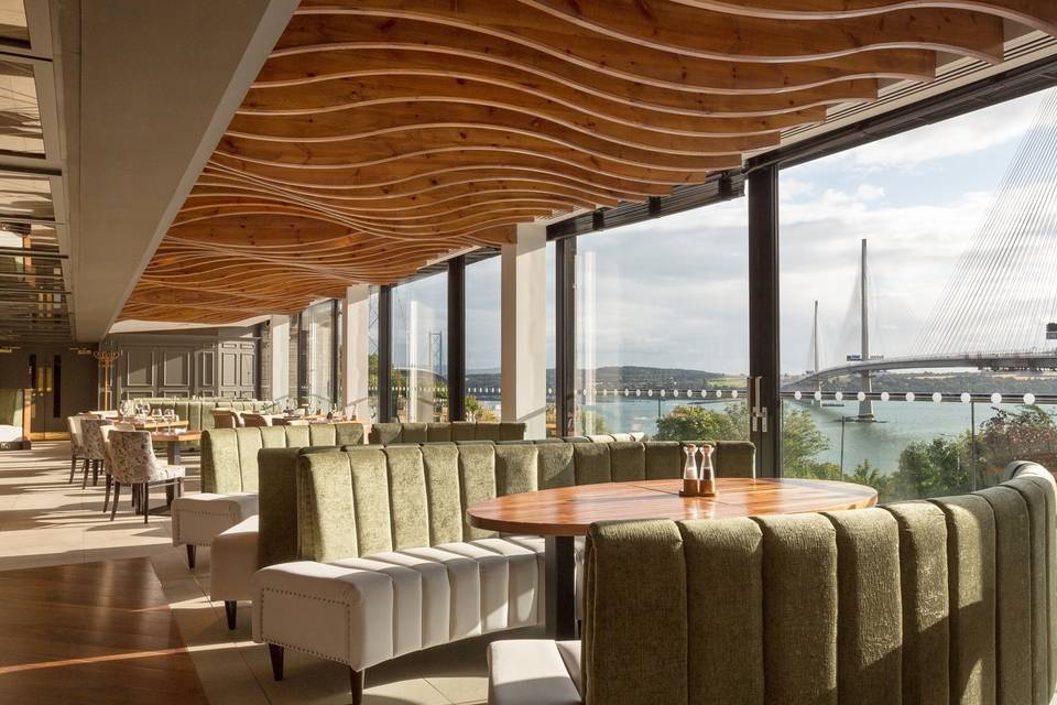 The DoubleTree by Hilton Edinburgh - Queensferry Crossing 22