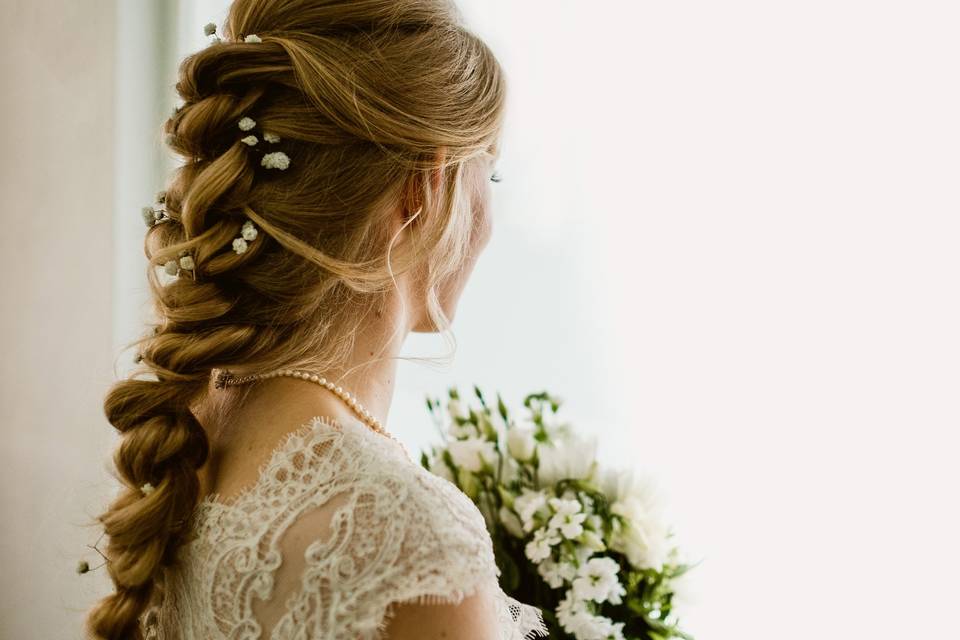 Moira Borg Bridal Hairstylist