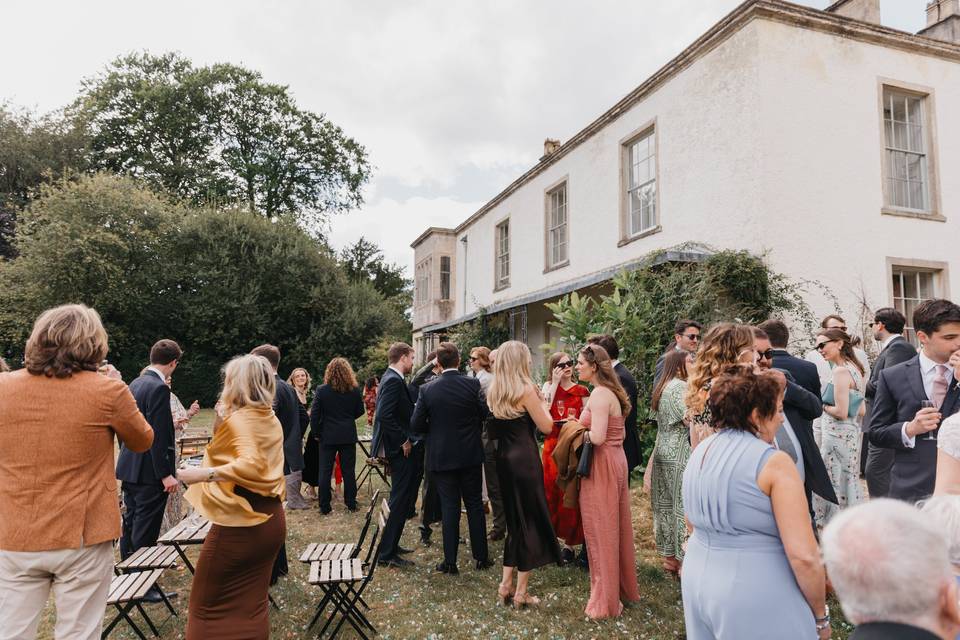 Drinks Recepetion on Lawn