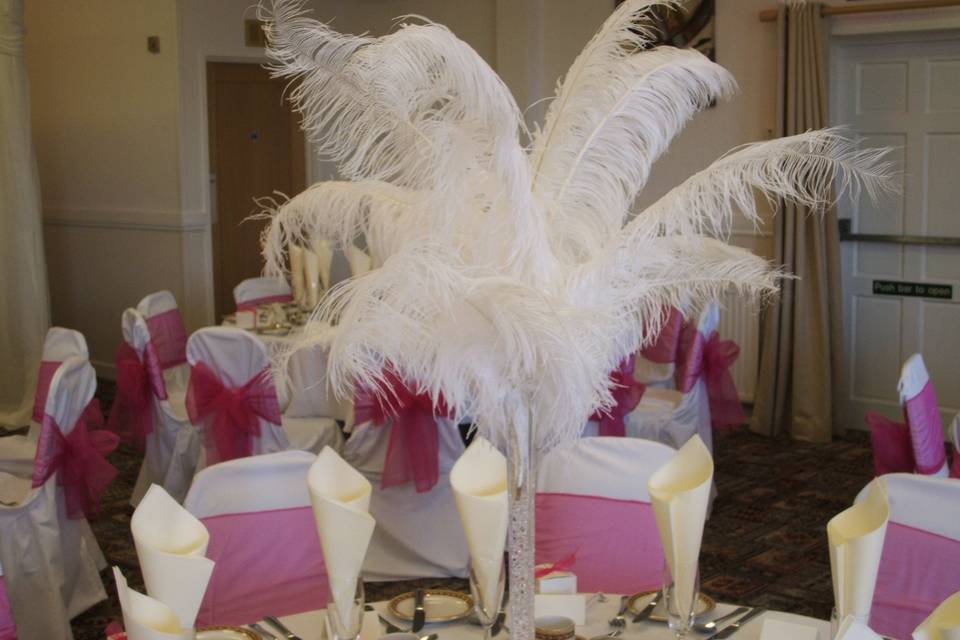 Feathered vases