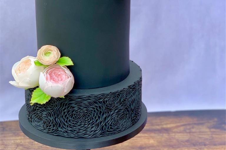 Black wedding cake