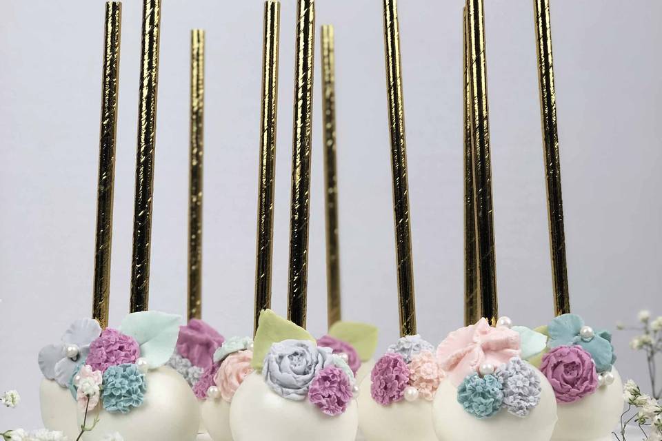 Floral blossom cake pops