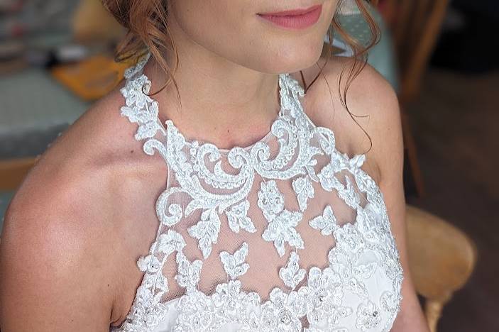 Soft glam bridal makeup