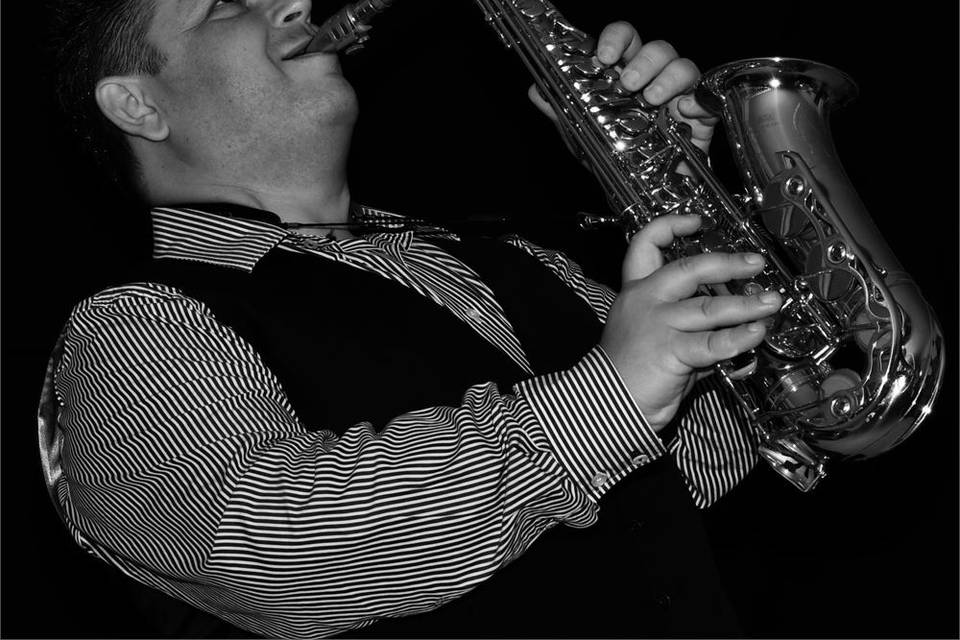 Live saxophone music