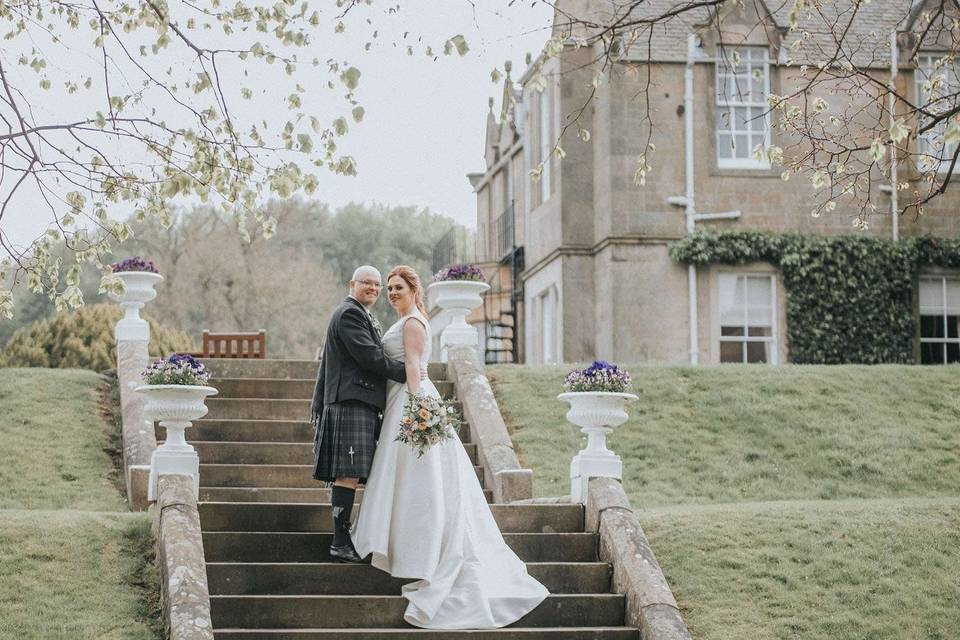 Newlyweds in the grounds