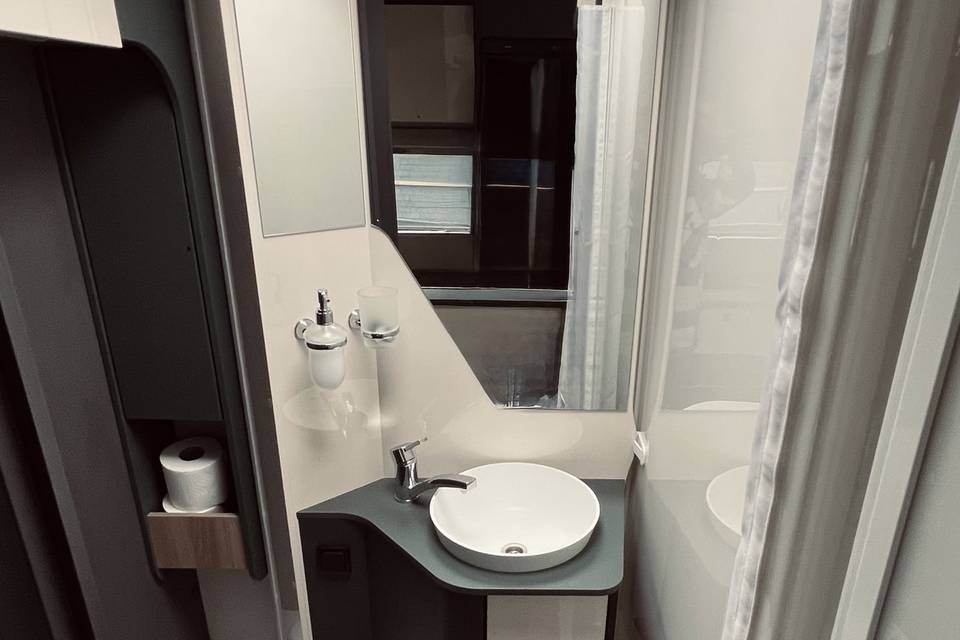 Toilet/Wash room