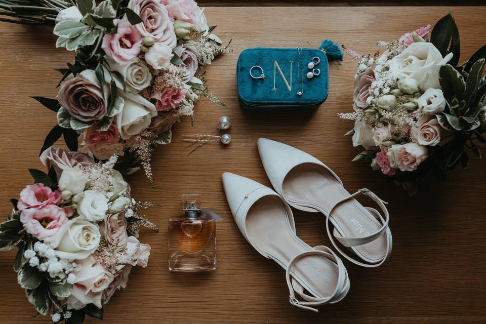 Bride's essentials