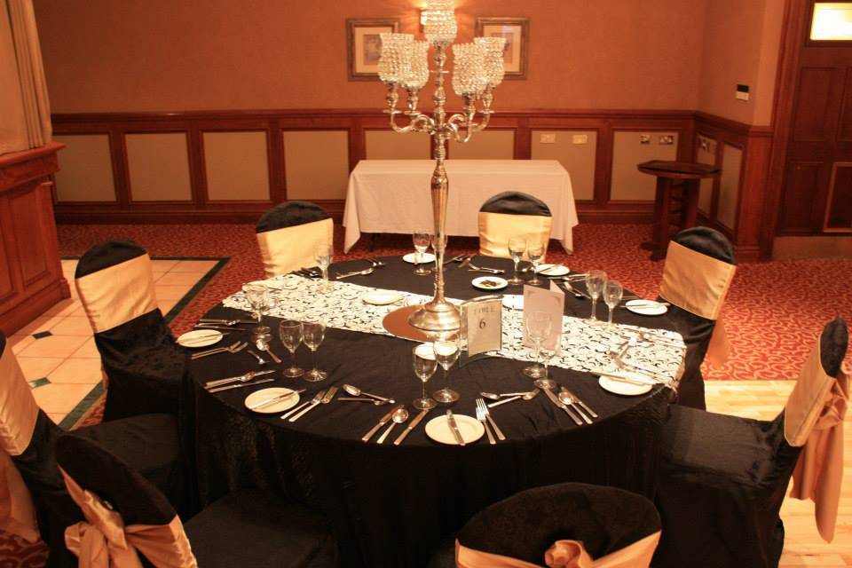 Canal Court Hotel