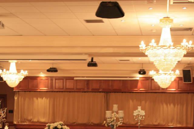 Canal Court Hotel