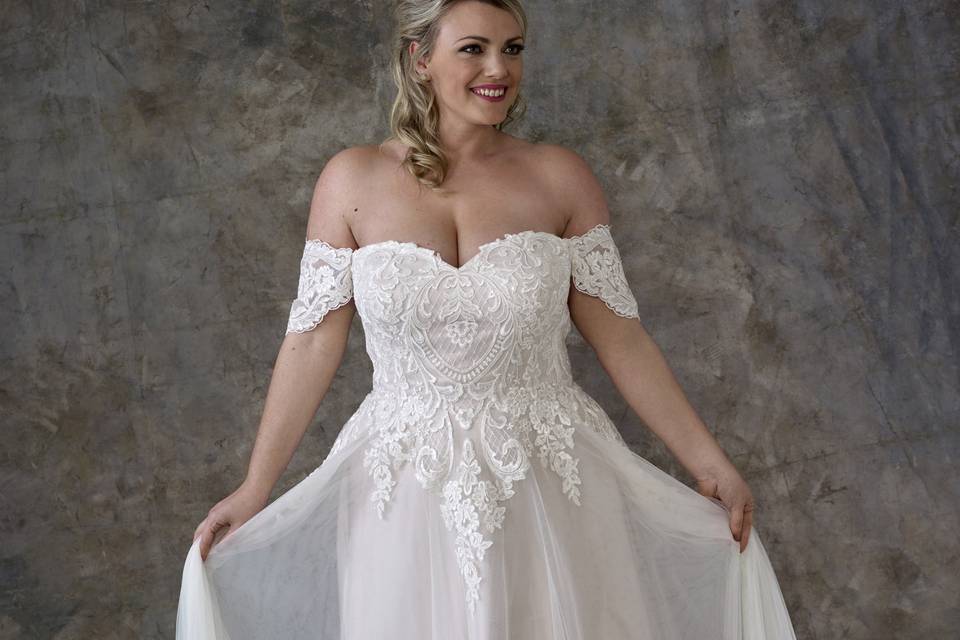 MG78 by Millie Grace Bridal