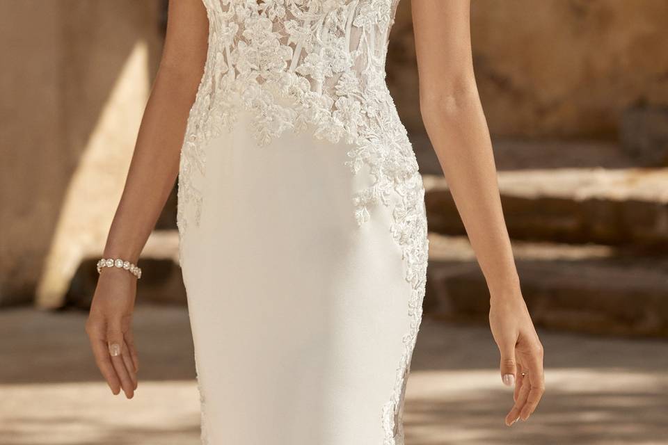 Laura Y12013A by Sophia Tolli