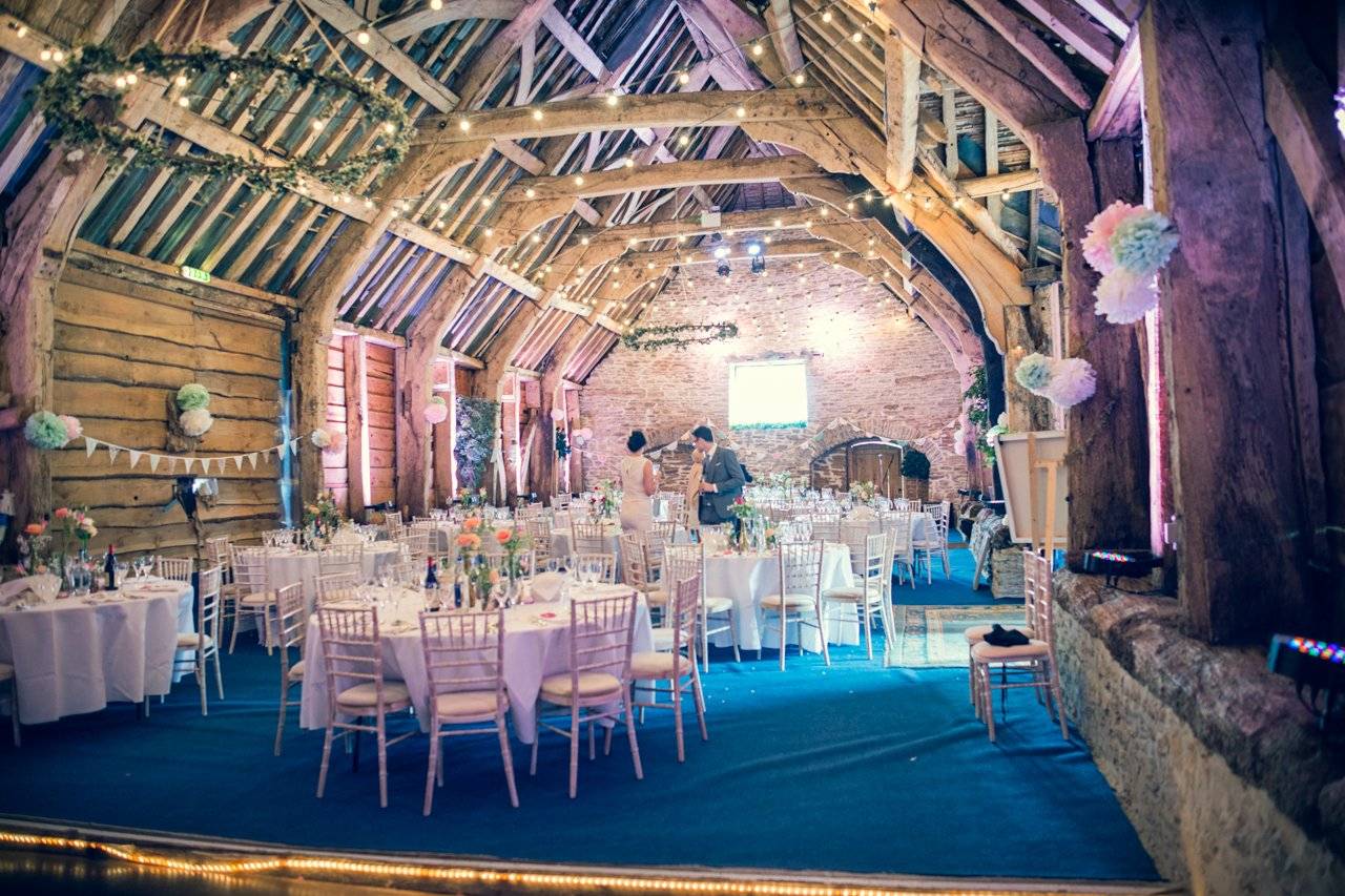 Stockbridge Farm Barn Wedding Venue Sherborne, Dorset hitched.co.uk