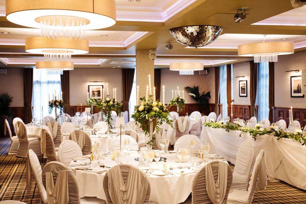 The Busby Hotel Wedding Venue Clarkston , Central & Glasgow | hitched.co.uk