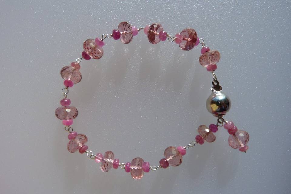 Pink quartz & sapphire bracele