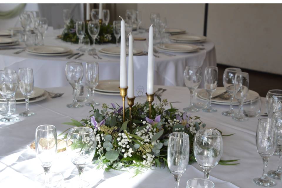 Hazy autumn table centrepiec