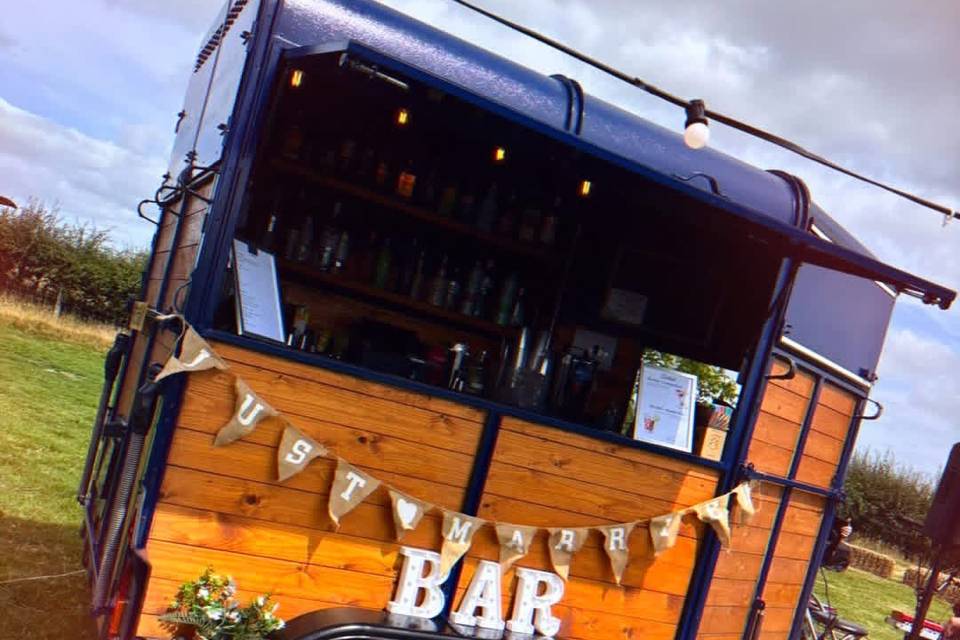 Out door bars