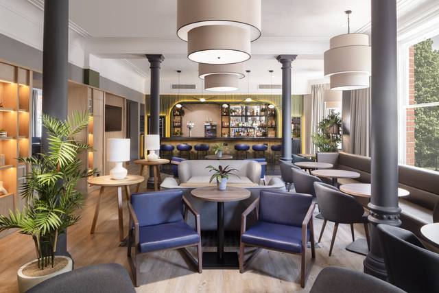 Main Bar