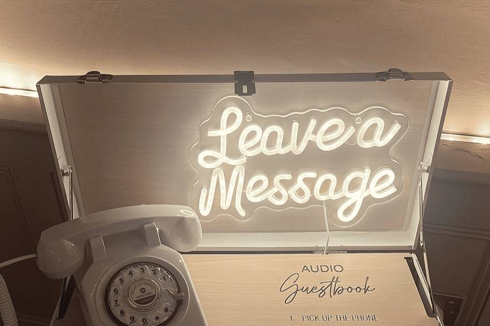 🎙️ Capture Memories in Their