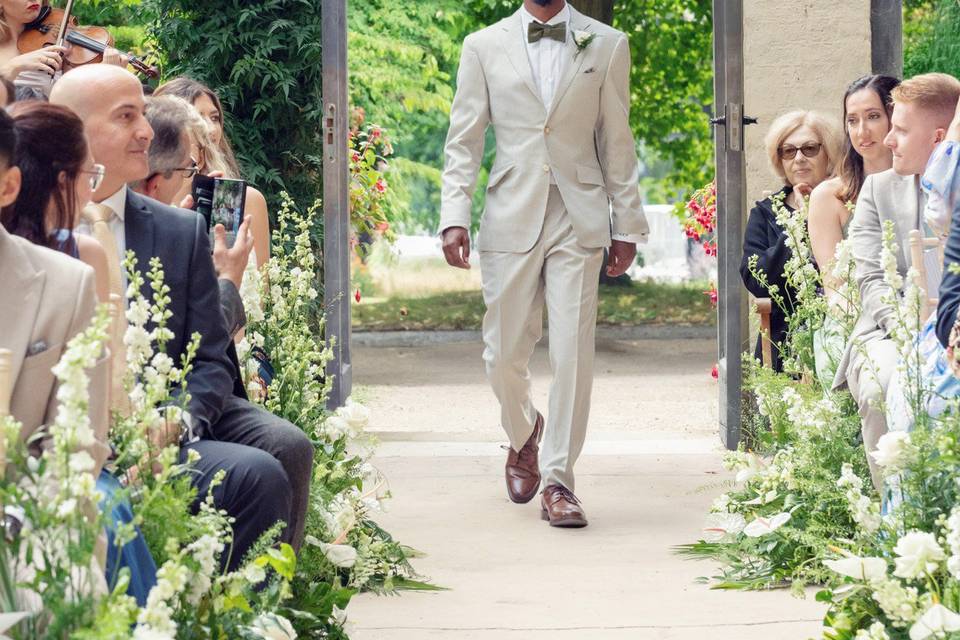 The Glasshouse Groomsman