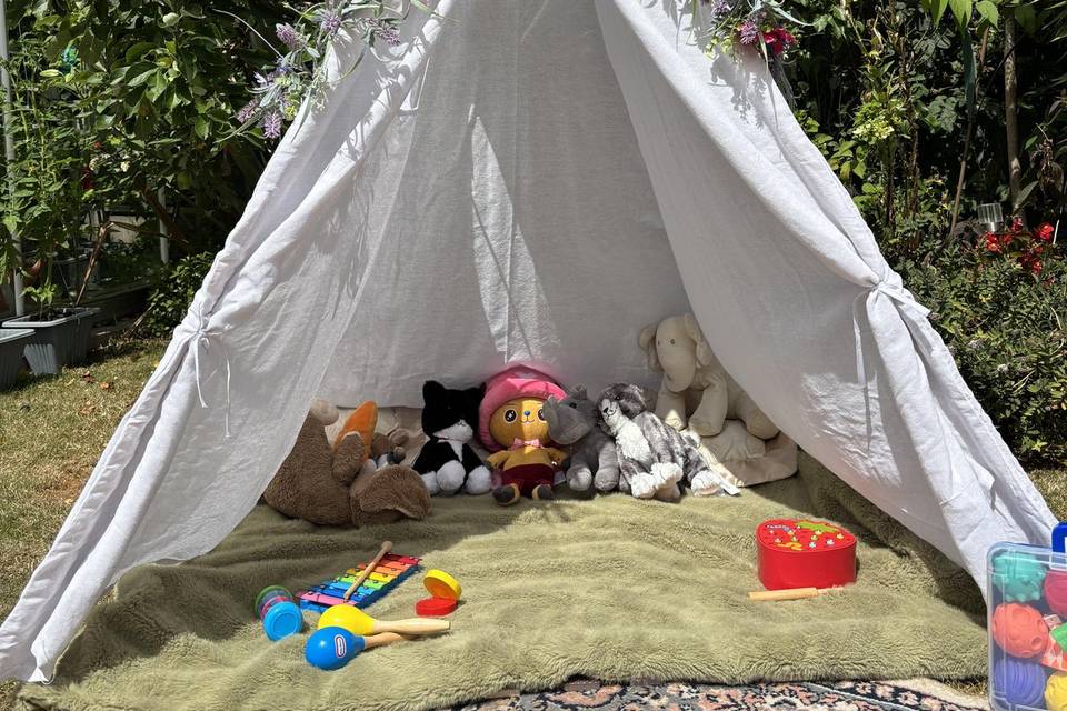 Soft toy den