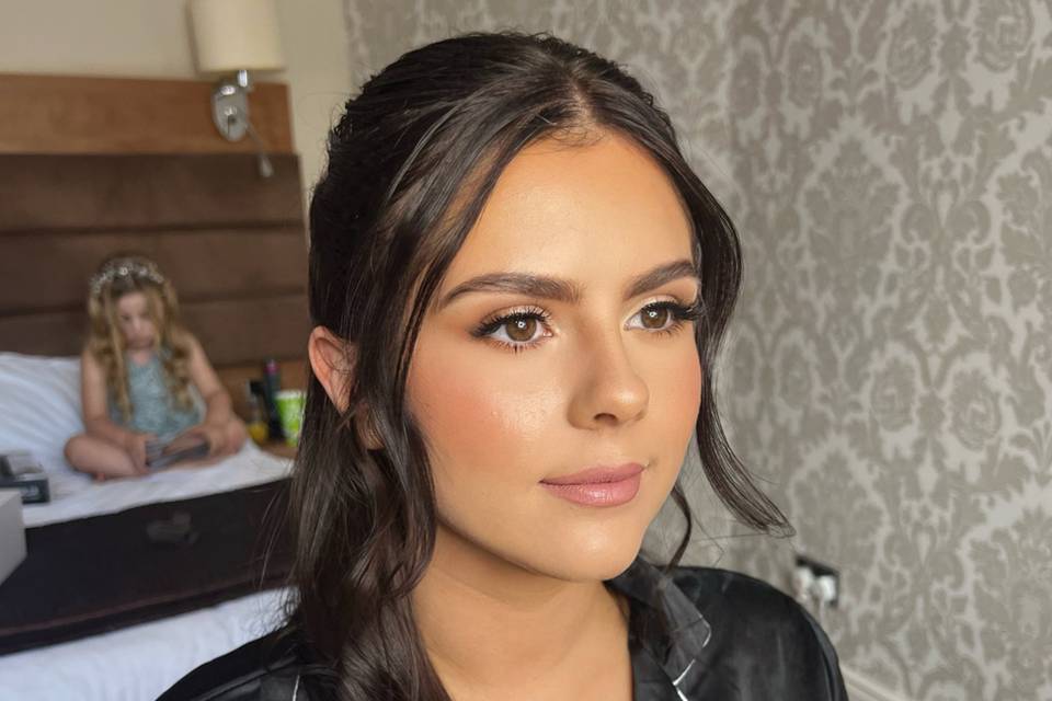 Bridesmaid soft glam