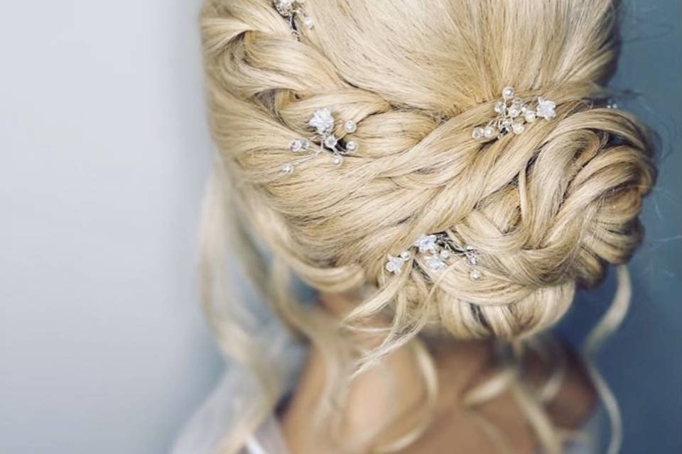 Bridal up do