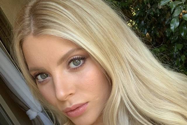 Natural bridal makeup