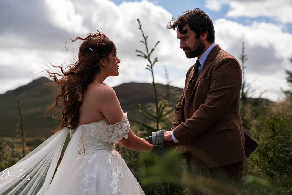 Scottish highlands elopement