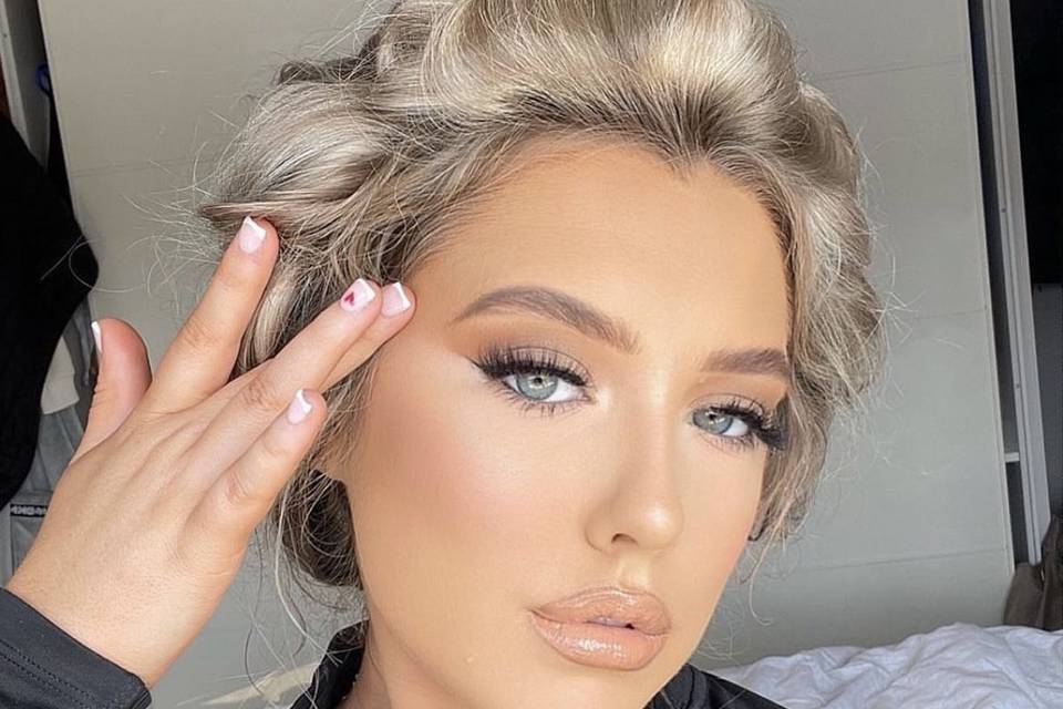 Soft glam